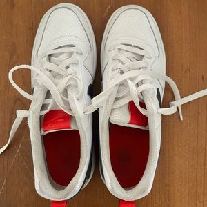 Low Top Nike Sneakers